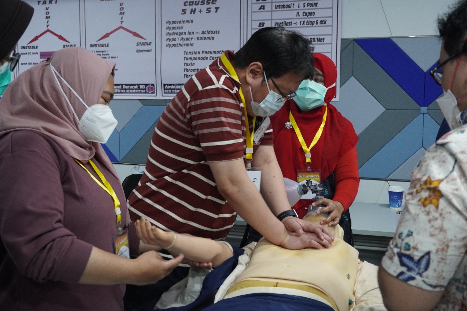 Langkah-Langkah Dasar dalam Menangani Keadaan Darurat Medis